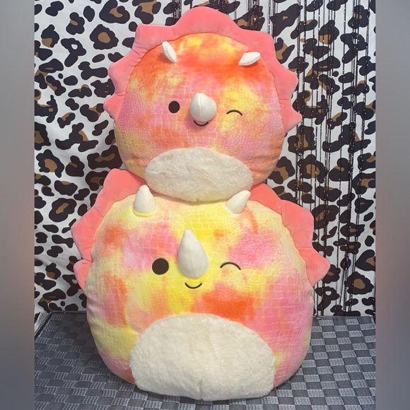 SQUISHMALLOWS TRINITY THE TRICERATOPS DINO PLUSH PILLOW TOYS - Picture 7 of 16